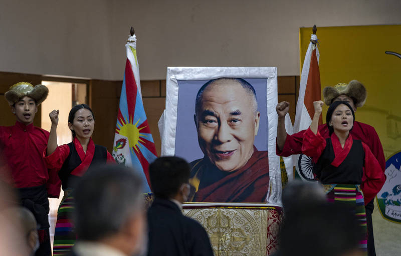 美国众院议长裴洛西发声明，称美国与西藏人民站在一起，美国国务院更指责中国，不该干预喇嘛转世。（美联社）(photo:LTN)
