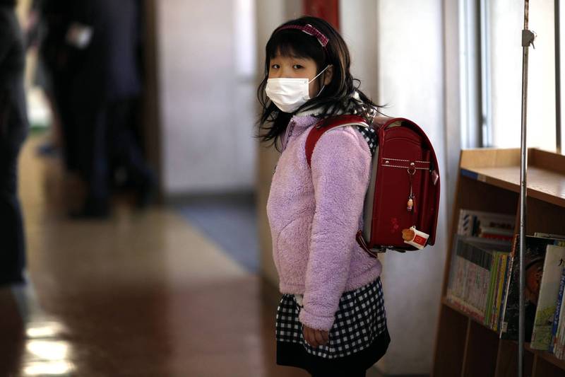 日本神奈川縣川崎市1所市立小學被踢爆，校方竟然不准女學生在運動服底下加穿內衣。（路透檔案照）