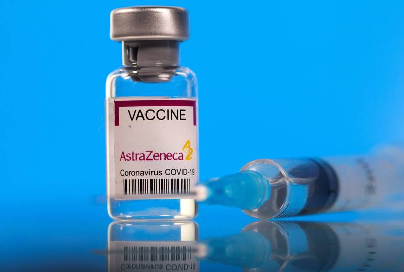 挪威與德國兩組醫學研究人員的獨立調查發現，AZ疫苗可能會誘發人體的自體免疫反應，進而導致大腦中產生血栓。（路透）