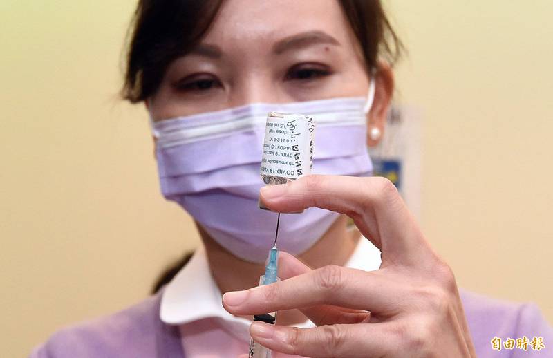 台灣民意民調 六成二滿意政府採購疫苗表現 - 政治 - 自由時報電子報