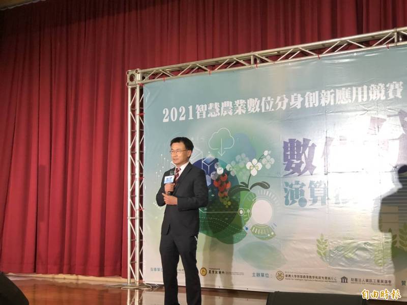 農委會主委陳吉仲表示有智慧農業的助益，台灣農業將能更精準灌溉。（記者楊媛婷攝）