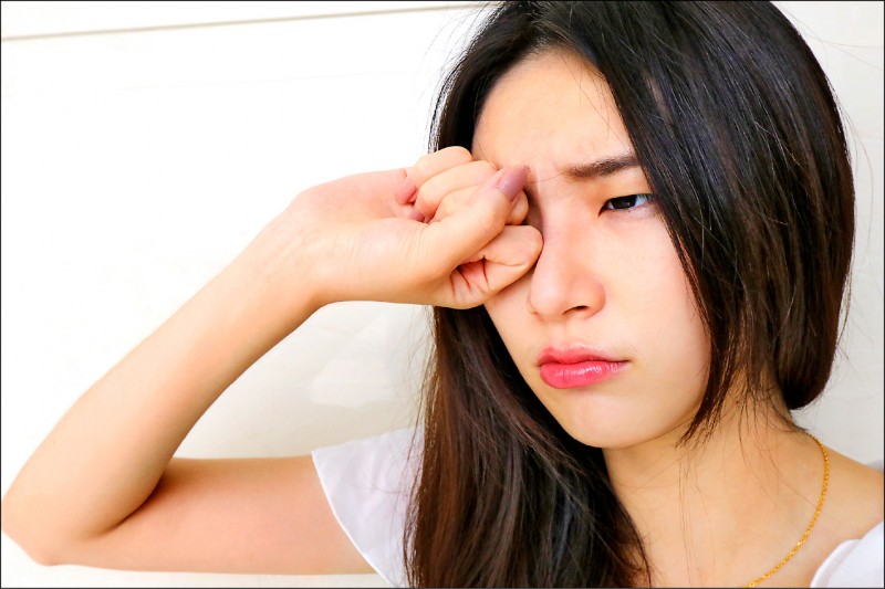 乾眼症掃墓3招不怕眼睛缺水 即時新聞 自由健康網