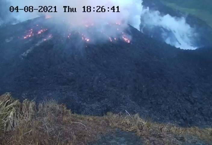 蘇弗里耶爾火山即將爆發。（路透）