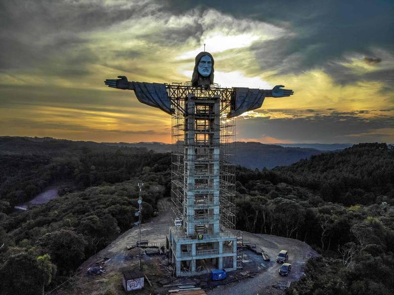 张开的双臂长为36公尺，总高度则达到43公尺，比38公尺的里约热内卢的救世基督像还高5公尺。（法新社）(photo:LTN)