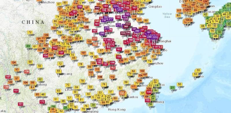 中國許多地區籠罩空污之中，AQI甚至達到紫爆、褐爆等級，午後這些污染物將陸續南下影響台灣。（取自aqicn）
