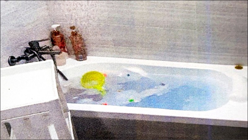 媽媽放掉水後離開 1歲女娃撥水龍頭 溺死浴缸 社會 自由時報電子報