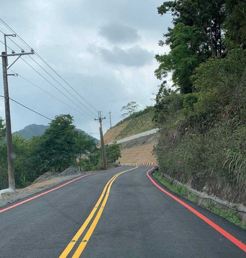 藤枝聯外道路明起將進行車輛管制，警方將加強取締違規車輛。（六龜分局提供）