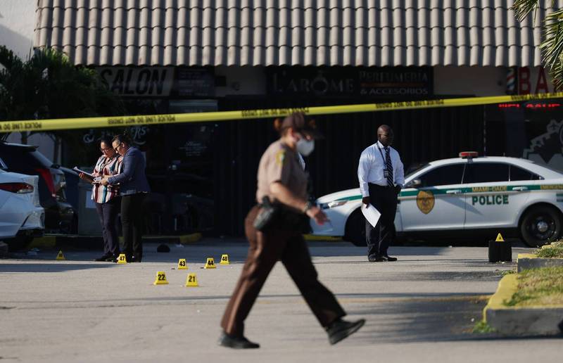 美國佛羅里達州週日發生槍擊案，2人因此死亡，另有20多人輕重傷。（法新社）