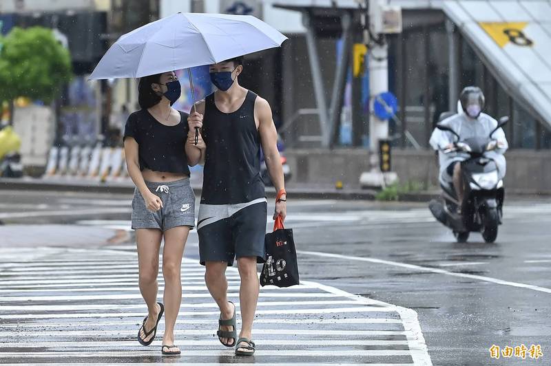 中央氣象局今（8）日釋出未來10日天氣預報，全台各地以午後雷陣雨為主。（資料照）