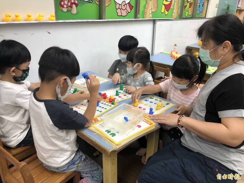 政府對幼兒園的紓困，幼兒園業者希望中央能如台南市長黃偉哲所提的「退多少、補多少」。（資料照）