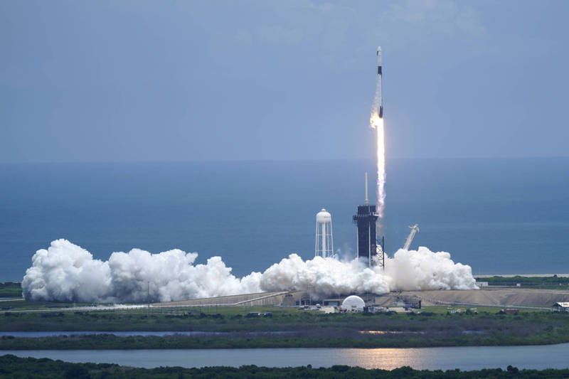 SpaceX将首度使用回收过的猎鹰九号运送军事卫星。（美联社）(photo:LTN)