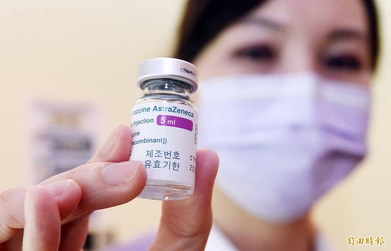 台北市7千醫護月底應接種第二劑疫苗 柯文哲只准一線醫護打引反彈 - 生活