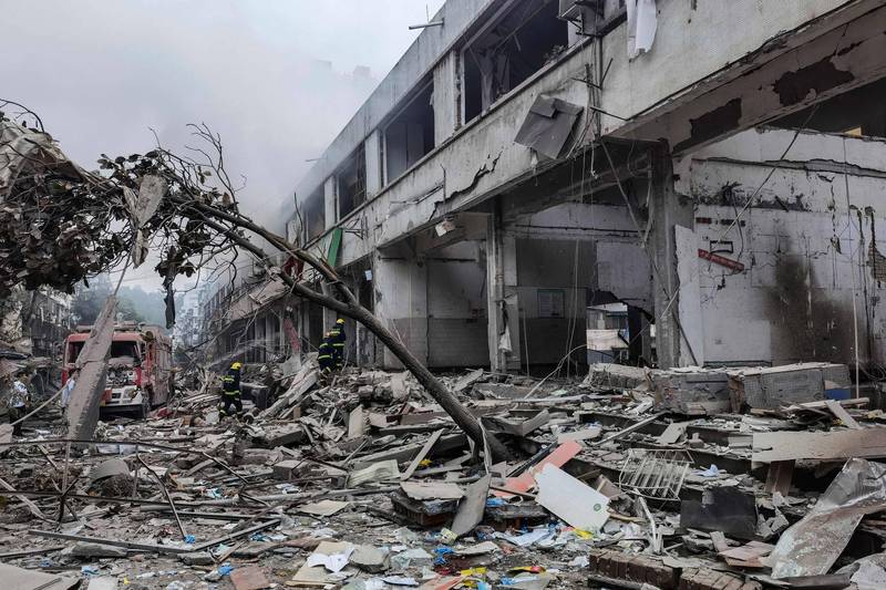 中國湖北省十堰市張灣區艷湖社區菜市場13日發生嚴重爆炸意外，造成25死138傷，甚至驚動習近平要求嚴查究責。（法新社）