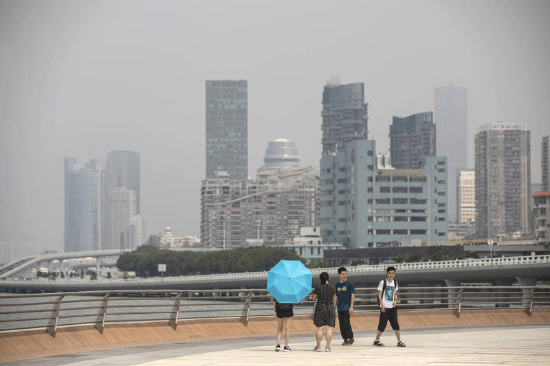 廈門市疾控中心指出，近期已有28例由台灣輸入的確診病例。（彭博）