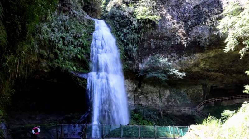 杉林溪 松瀧岩瀑布 再現壯闊水瀑 繡球花盛開嬌豔 生活 自由時報電子報