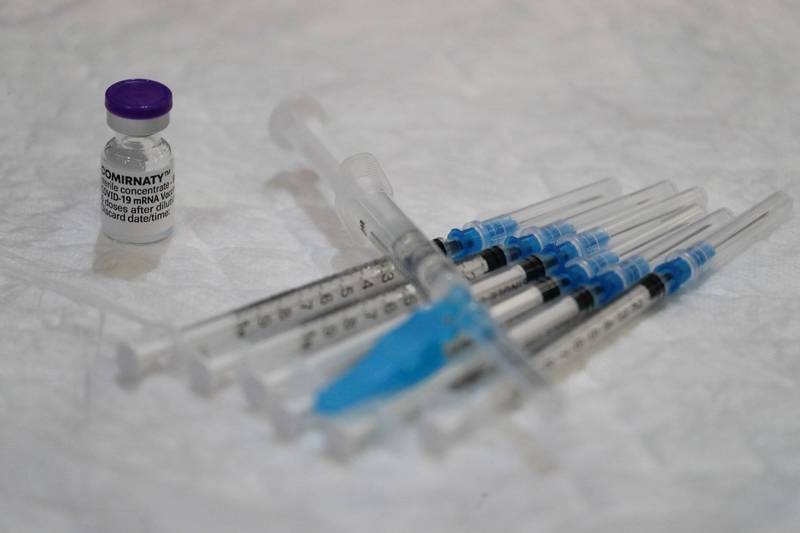 全球疫苗接種率名列前茅的以色列，先前大量購入疫苗，如今卻有批超過100萬劑的輝瑞疫苗將於7月底到期，將可能面臨直接報銷的慘劇。（路透社）
