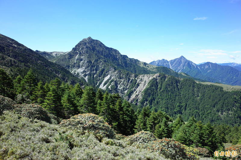 預期13日以後能夠解封，已有登山隊伍申請進入國家公園生態管制區，暑假期間南湖大山線、北一段目前已有5000多人申請入園。（記者花孟璟攝）