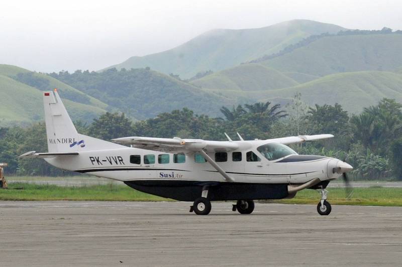 美國阿拉斯加瑞安航空1架西斯納Caravan小飛機，有乘客突然出手搶奪操縱桿並俯衝，幸好最終有驚無險地成功降落。西斯納Caravan飛機示意圖，與本新聞無關。（法新社）