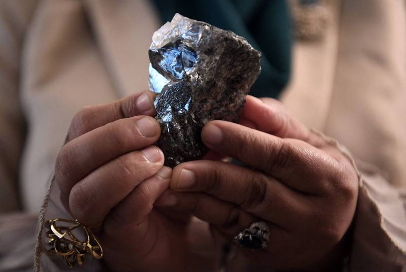 波札那短短幾週內又挖掘出一顆1174克拉的巨大鑽石原石，比前幾週那顆更大，讓全球最大鑽石排行再次洗牌。（法新社）