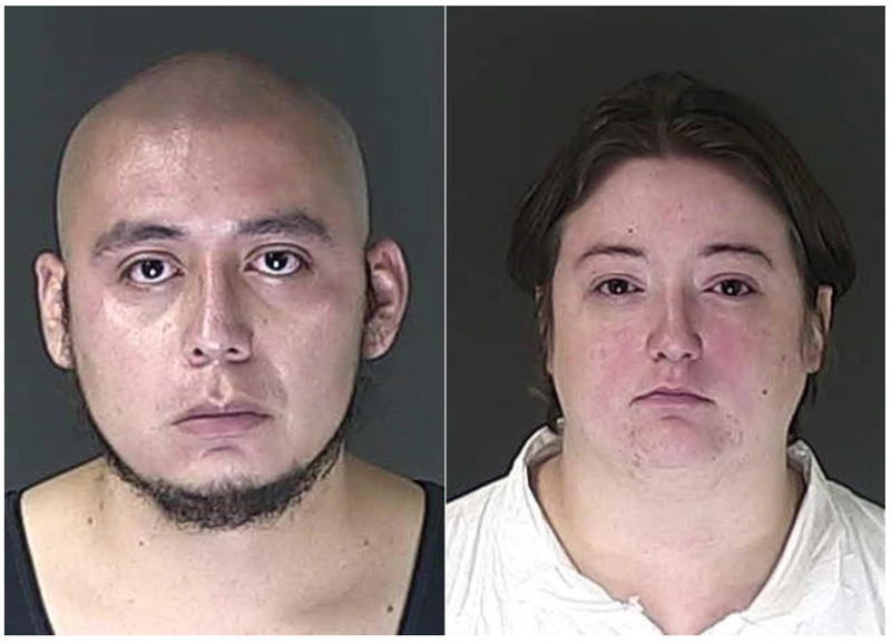 卡洛斯（Carlos Perez）及妻子艾什莉（Ashlynne Perez）的4岁儿子，在车上找到一把枪，把玩之际误射自己丧命，夫妻俩则被警方逮捕。（图取自epcsheriffsoffice）(photo:LTN)