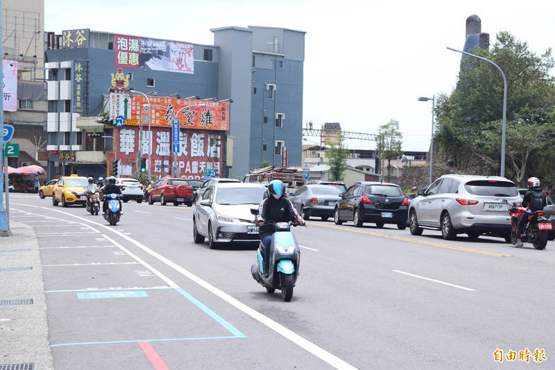 微解封效應！宜蘭街頭人、車變多 重機、跑車湧現 - 生活 - Vimarsana News