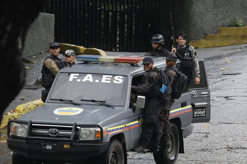委内瑞拉警匪驳火，至少造成26死38伤，死者当中包括4名警察。委内瑞拉军警示意图。（美联社）(photo:LTN)