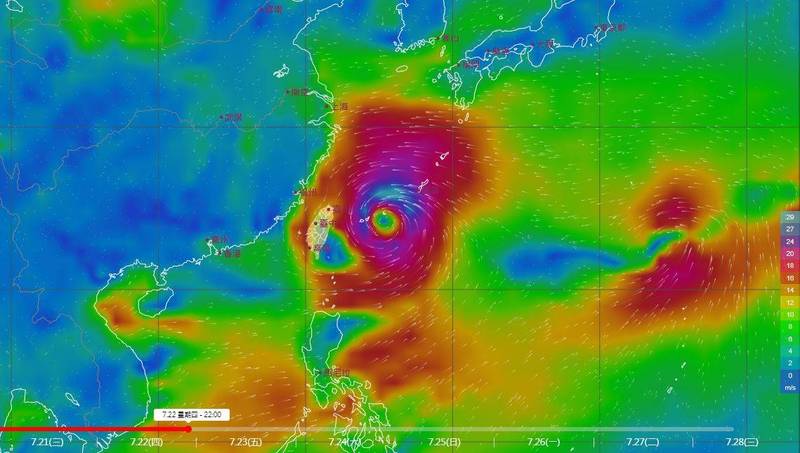 氣象局局長鄭明典今（20日）在臉書表示，預計明（21日）上半天發布海上颱風警報，「風雨衝擊可能不小」。（圖取自中央氣象局）