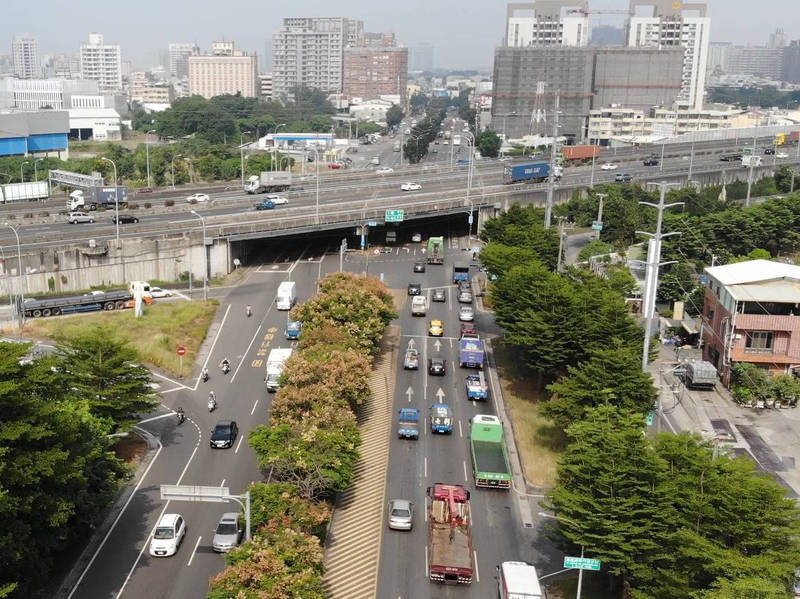 高市警公布前十大易肇事路段，前兩名竟是同一條道路雙側。（警方提供）