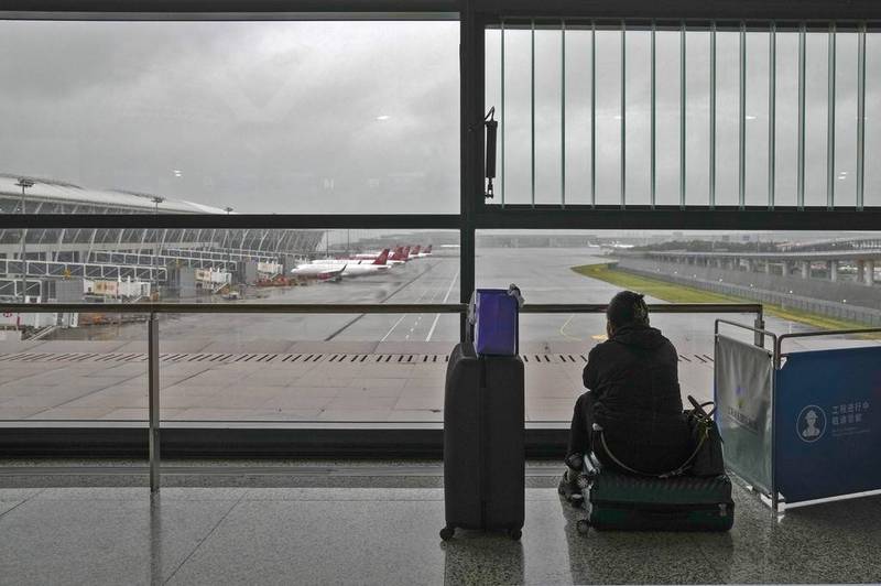 今日包含杭州及上海的机场仍有大量航班停驶，上海的地铁及沪杭高铁等也都有停开的情况。（图撷自大象网）(photo:LTN)