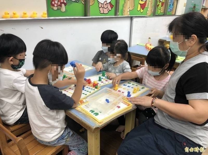 教育部修改規定，居檢居隔禁令將僅限幼兒，機組員的小孩可以去幼兒園了！（資料照）