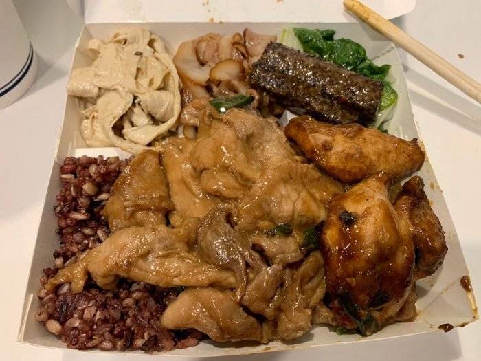 超豪華便當只要60元 她曝 爆滿菜色 網友瘋狂 太佛 生活 自由時報電子報