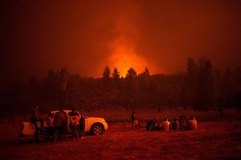 希腊野火延烧已持续一週，许多居民的家园及生计都受到严重冲击，而目前最大火点的第二大岛艾维亚岛（Evia）状况仍未趋缓。（法新社）(photo:LTN)