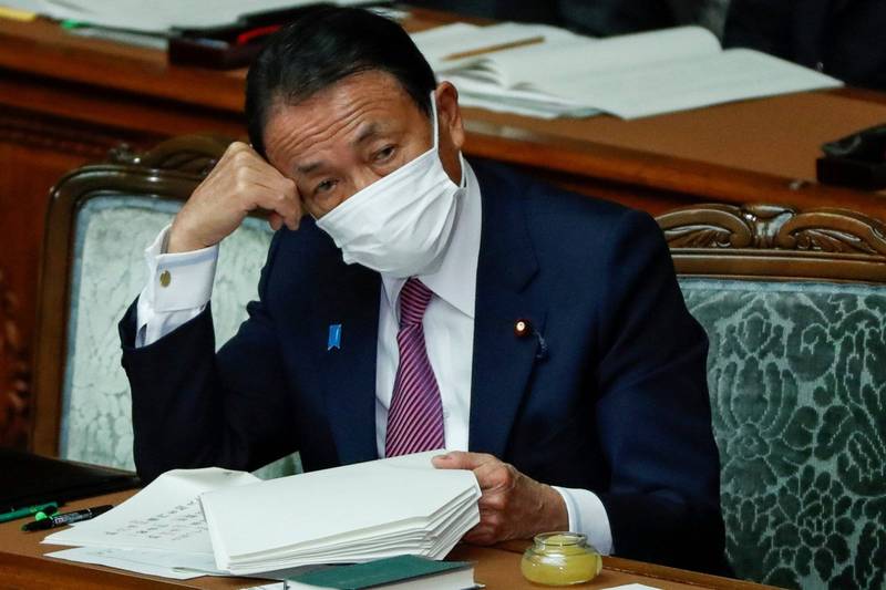日本副首相兼財務相麻生太郎表態支持日本增加防衛預算；他表示，防衛費是相對的，「如果對方增加，我們當然也會相應增加」。。（路透）