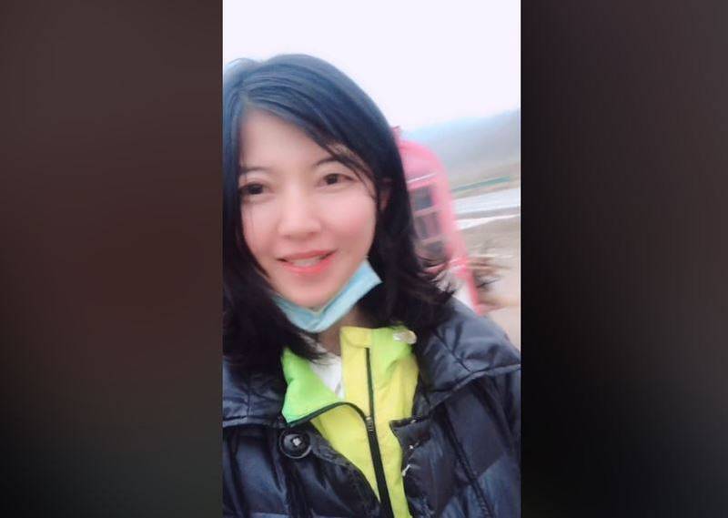 中國網美「河南美美」徒步在西藏旅行，不幸被自己的電動助力車壓死。（圖擷取自河南美美抖音帳號）