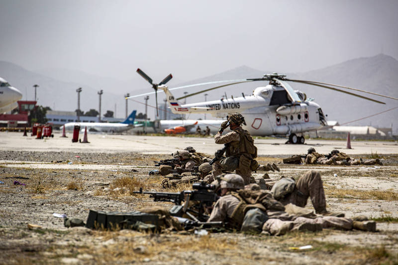 美政府警告，阿富汗的撤離行動仍存在極大危險。（美聯社）