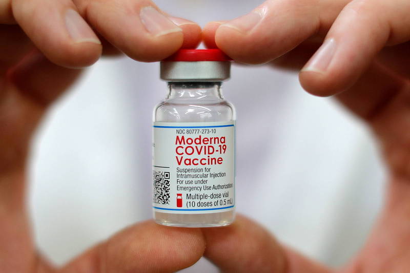 日本日前爆发武汉肺炎莫德纳（Moderna）疫苗混入异物的消息，此为示意图，与新闻内人事物无关。（路透）(photo:LTN)
