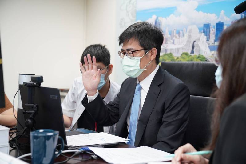 2021亞太城市高峰會市長論壇線上會議今登場，高雄市長陳其邁上線分享高雄防疫經驗。（高市府提供）