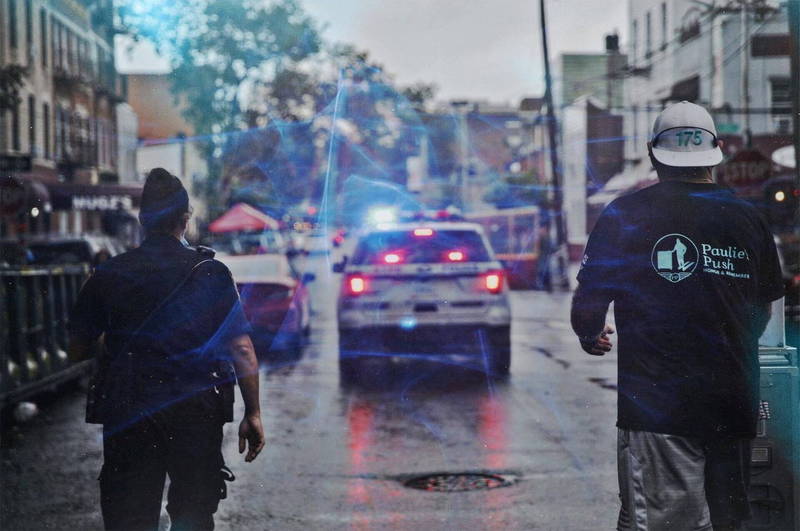 纽约市警察开警车为威尼托开道。（图撷取自Paulie's Push脸书）(photo:LTN)