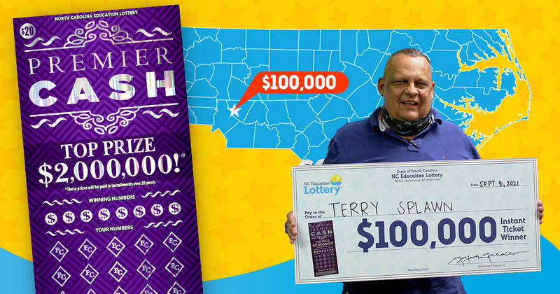 美國北卡州男子斯普勞恩（Terry Splawn）4年多來都在同家商店購買刮刮樂，竟然先後中了3次大獎抱走210萬美元（約新台幣5810萬元）。圖為他最近中的10萬美元獎項。（圖擷自NC Education Lottery推特）