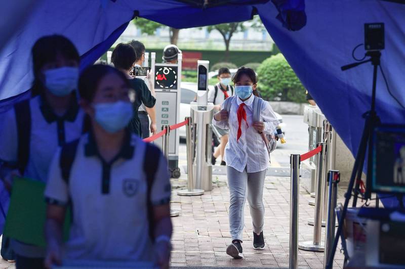 中國福建近日再爆本土疫情，源頭疑為一名自新加坡返國的家長，傳染給小孩後引發校園群聚感染。示意圖，與本文無關。（法新社資料照）
