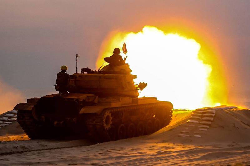 金門守備大隊戰車營M60A3戰車對海面目標區進行實彈射擊。（金防部提供）