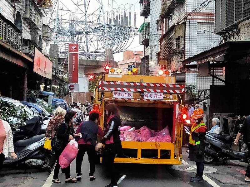 中秋連假4天新北市環保局照常清運垃圾 生活 自由時報電子報