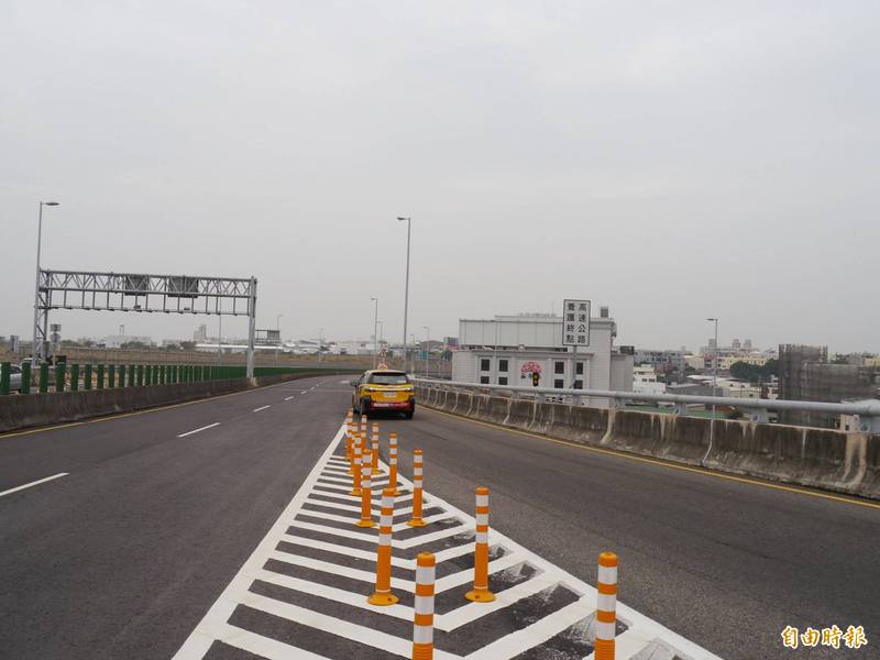 大甲交流道一景。（資料照）