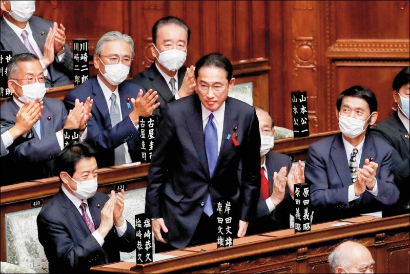 日本自民黨總裁岸田文雄成為日本第100任首相，「經濟安全保障」將是新內閣的施政重點。（路透）