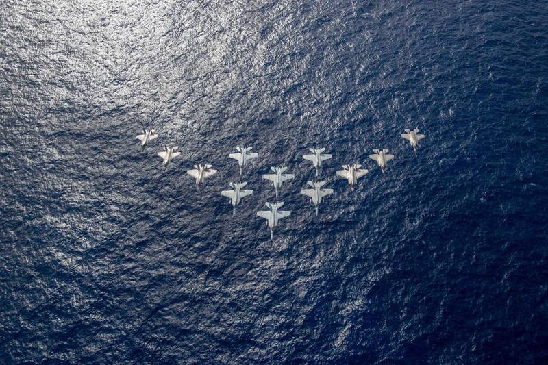 三航舰舰载机编队飞行。（图撷取自美军太平洋舰队脸书粉丝专页）(photo:LTN)