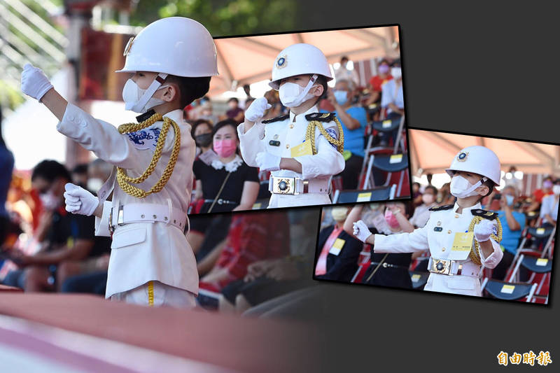 國慶大會預演有位6歲的男童，身穿海軍儀隊服裝，在預演場地外操槍，吸引眾人目光。（記者羅沛德攝，本報合成）