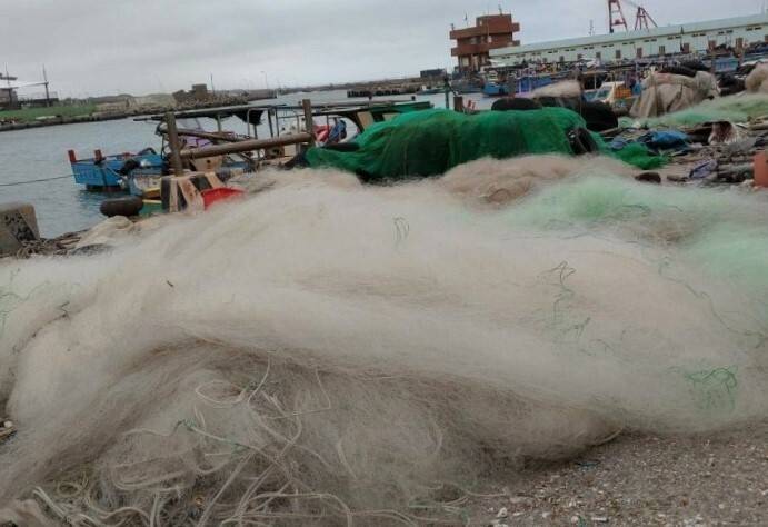 桃園市政府去年開始辦理「廢棄漁網收購獎勵政策」，減少廢棄漁網衍生的相關問題。（資料照，記者鄭淑婷攝）