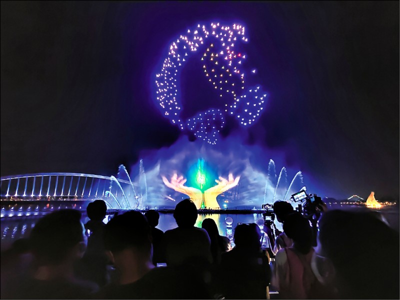 故宮南院「天光」表演 科技藝術饗宴 - 嘉義縣 - 自由時報電子報