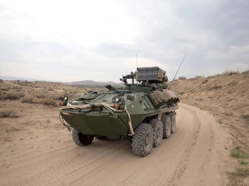 配备「游荡弹药」发射器的美军LAV-25战车。（取自UVision官网）(photo:LTN)
