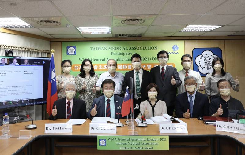 台湾医师会理事长邱泰源率领多位国内医界人士参与WMA会议。（台湾医师会提供）(photo:LTN)